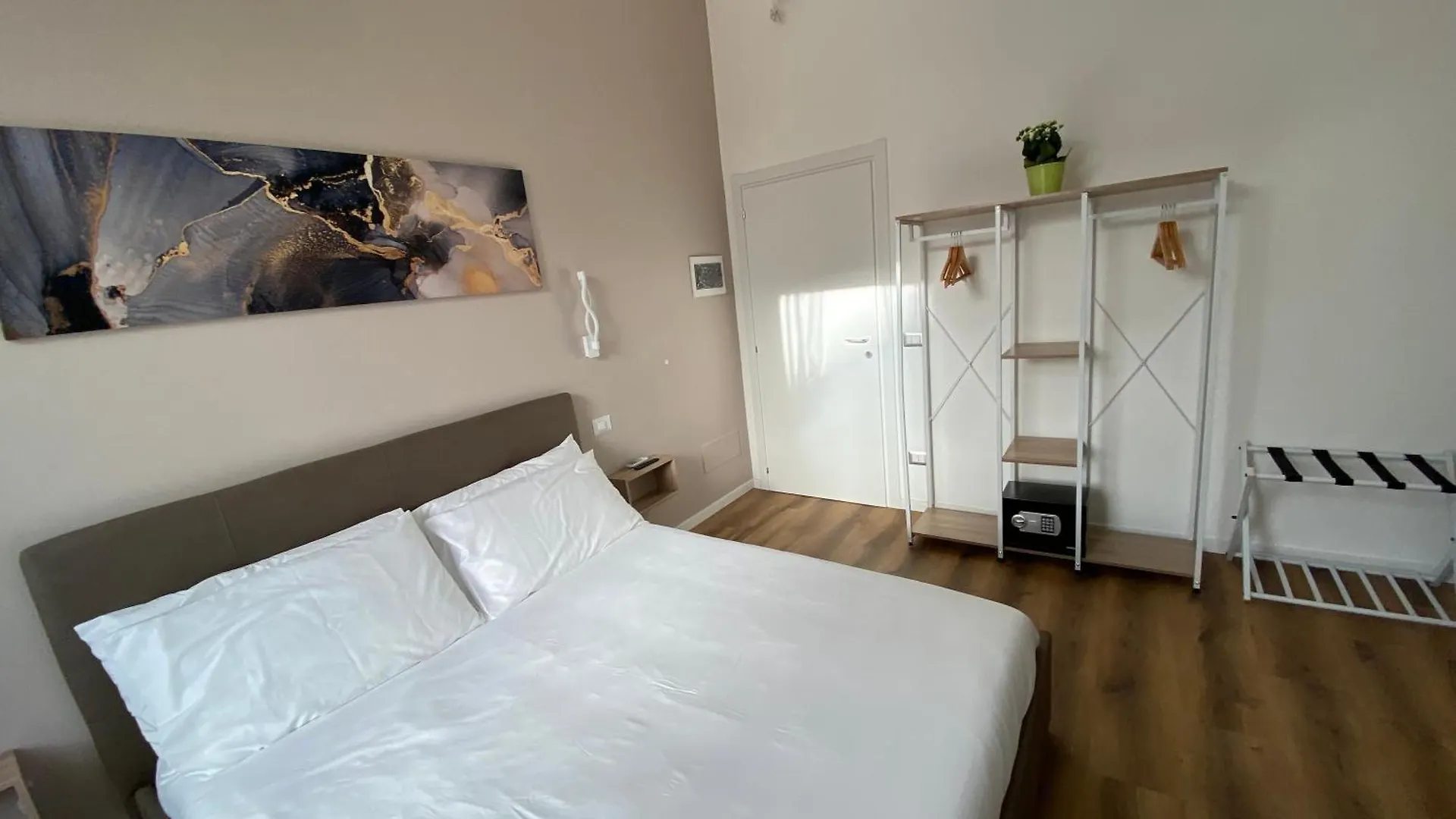 Hotel Belltower Elegans Rom Gasthof